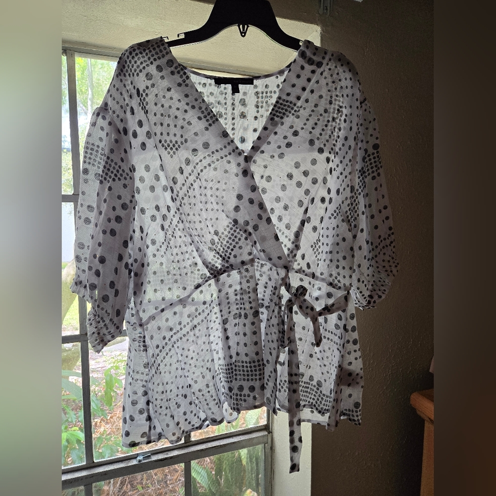 Lightweight Multicolored Blouse